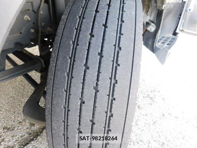 Hino DUTRO 2021-07 7508555-19