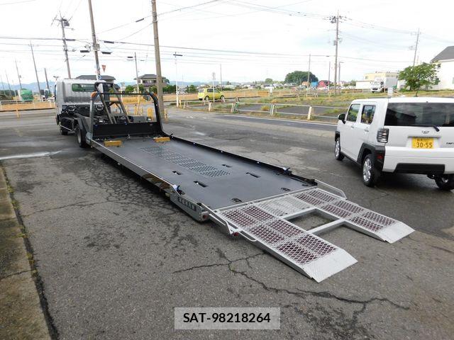 Hino DUTRO 2021-07 7508555-25