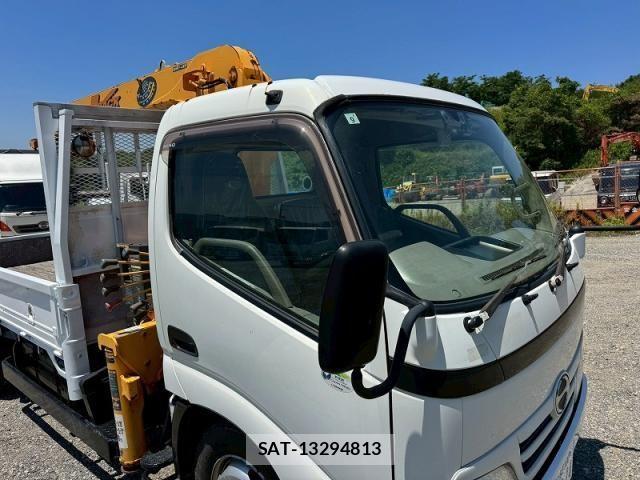 Hino DUTRO 2010-09 7500354-9