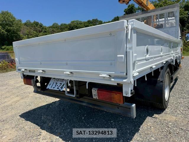 Hino DUTRO 2010-09 7500354-15