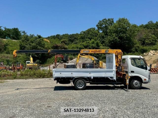 Hino DUTRO 2010-09 7500354-17