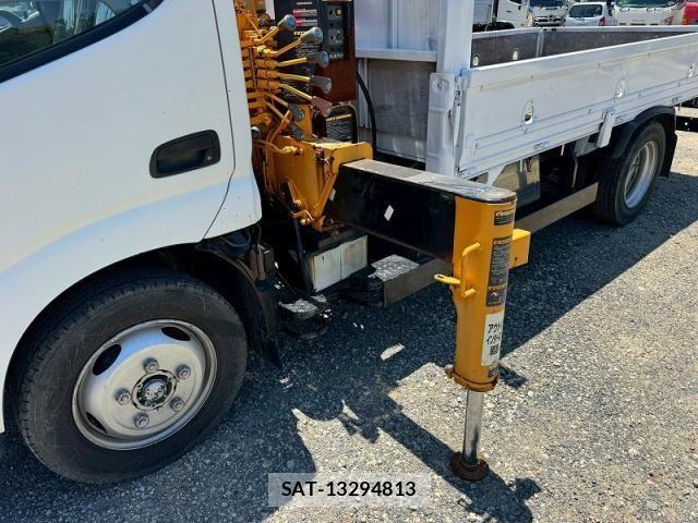 Hino DUTRO 2010-09 7500354-29