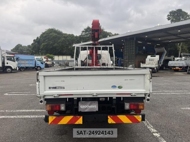 Hino DUTRO 2020-12 7500337-8