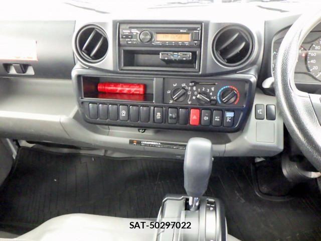 Hino DUTRO 2020-02 7500328-18