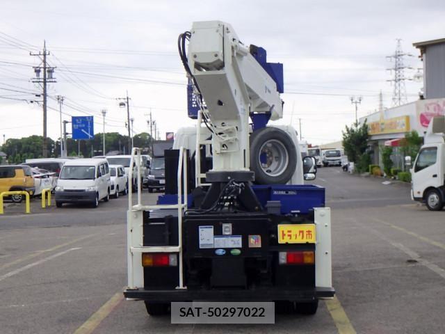 Hino DUTRO 2020-02 7500328-5
