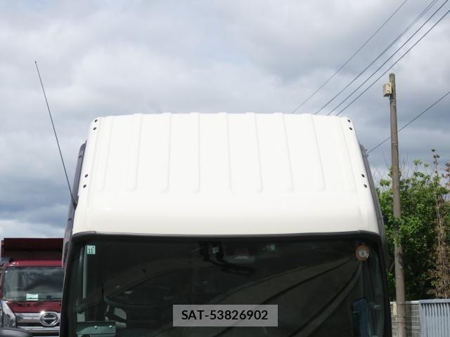 Hino DUTRO 2023-12 7500324-11