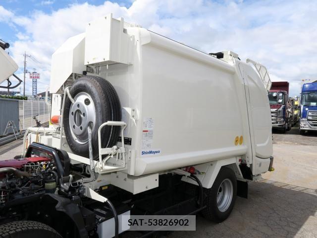 Hino DUTRO 2023-12 7500324-13