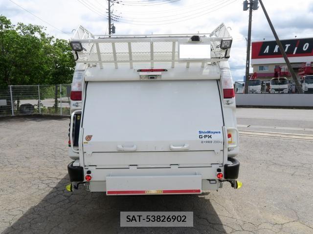 Hino DUTRO 2023-12 7500324-4