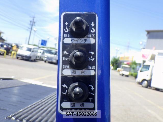 Hino DUTRO 2024-07 7500327-13