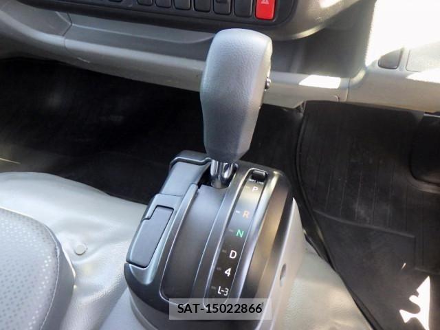 Hino DUTRO 2024-07 7500327-15