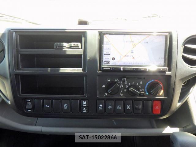 Hino DUTRO 2024-07 7500327-16