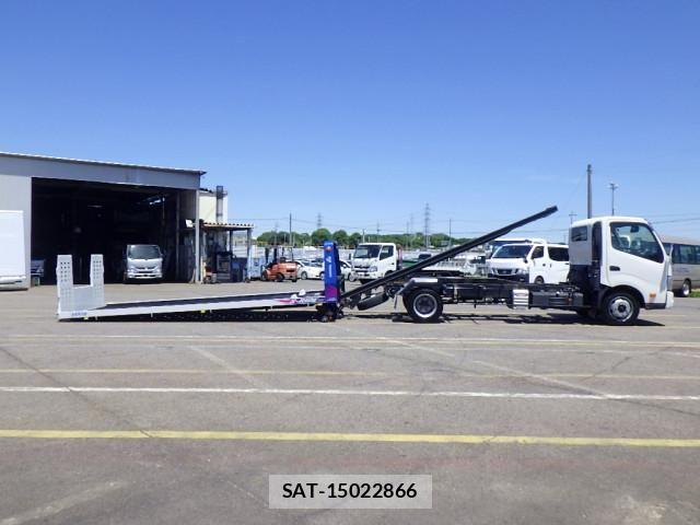 Hino DUTRO 2024-07 7500327-4