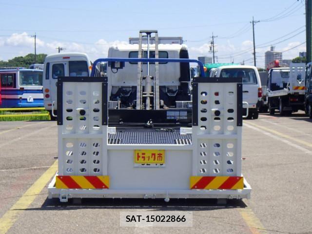 Hino DUTRO 2024-07 7500327-5