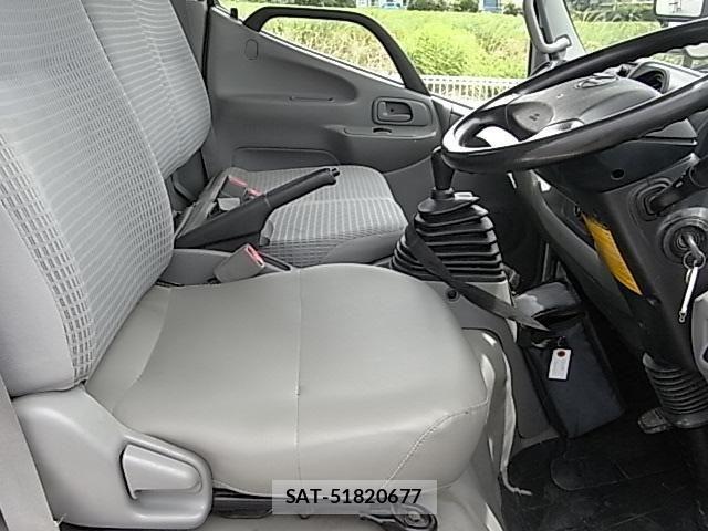 Hino DUTRO 2014-12 7562066-27