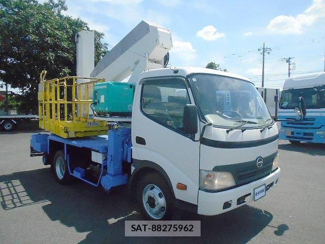 Hino DUTRO 2011-08 7562065-2