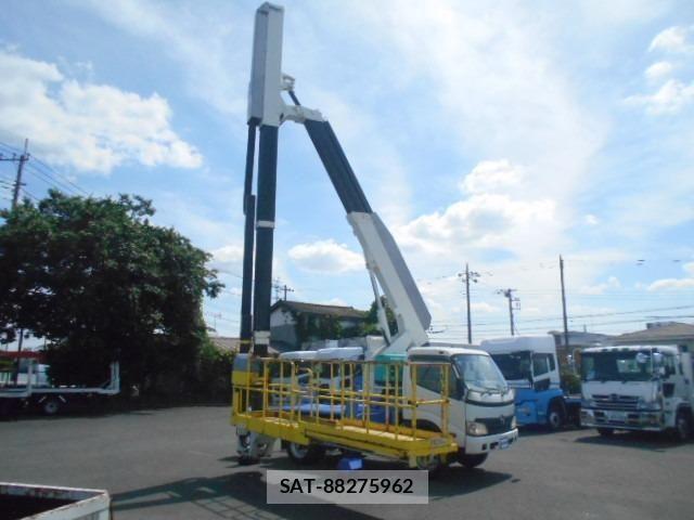 Hino DUTRO 2011-08 7562065-6