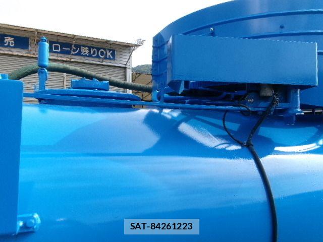 Hino DUTRO 2013-09 7562067-10