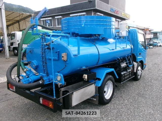 Hino DUTRO 2013-09 7562067-1