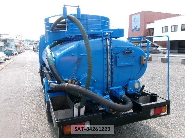 Hino DUTRO 2013-09 7562067-19