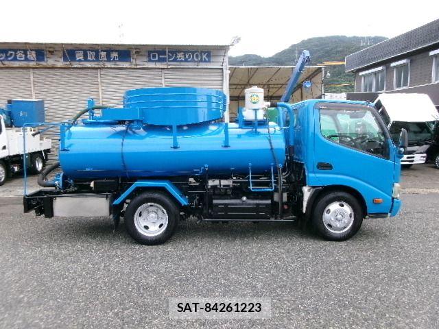 Hino DUTRO 2013-09 7562067-2