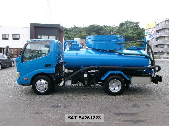 Hino DUTRO 2013-09 7562067-3