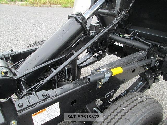 Hino DUTRO 2025-10 7562063-19