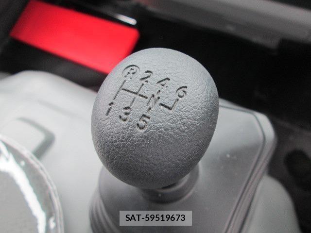 Hino DUTRO 2025-10 7562063-25