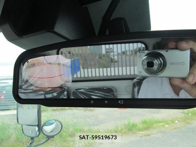 Hino DUTRO 2025-10 7562063-27