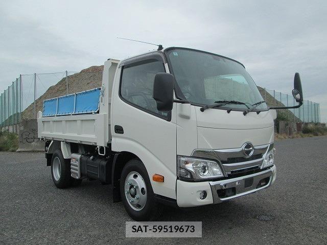 Hino DUTRO 2025-10 7562063-2