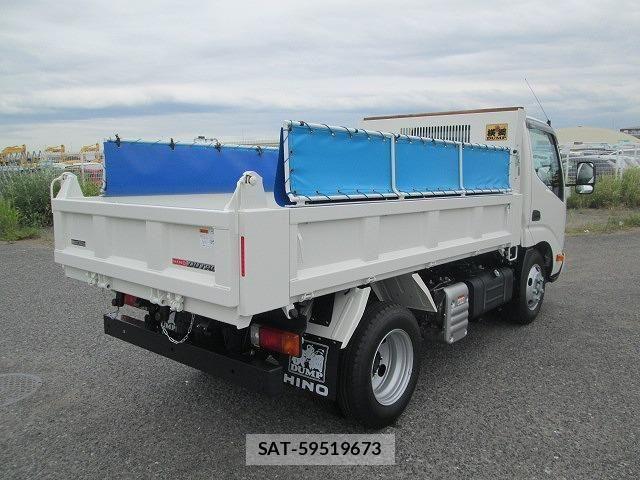 Hino DUTRO 2025-10 7562063-4