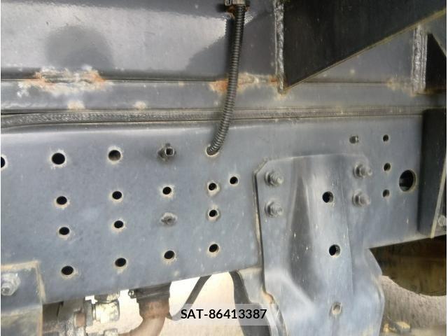 Hino DUTRO 2021-03 7562062-12