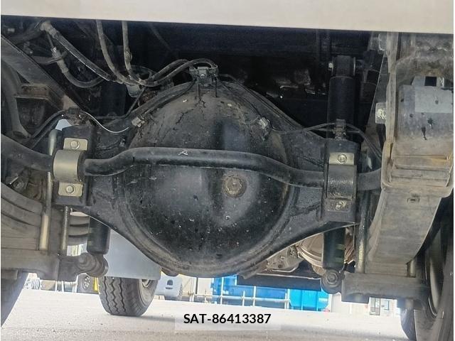 Hino DUTRO 2021-03 7562062-15