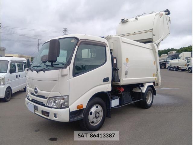 Hino DUTRO 2021-03 7562062-7