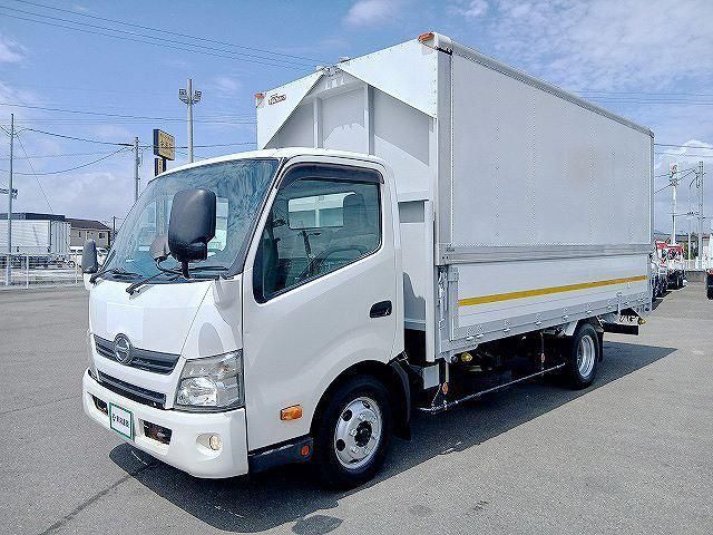 Hino DUTRO 2012-01 7606822-0