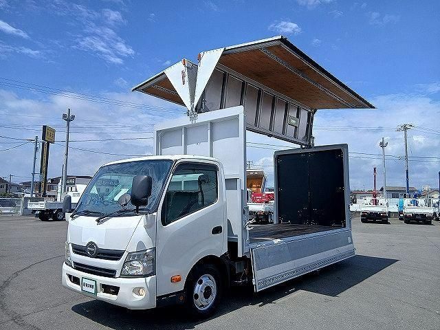 Hino DUTRO 2012-01 7606822-4