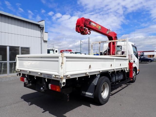 Hino DUTRO 2018-02 7606818-4