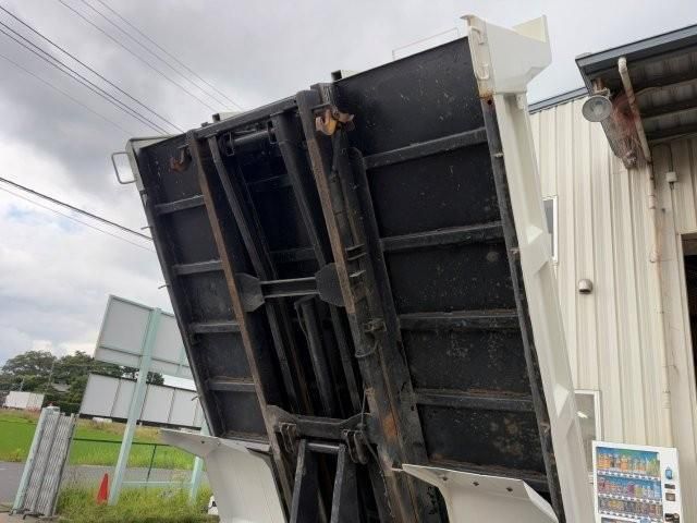 Hino DUTRO 2019-12 7606816-12