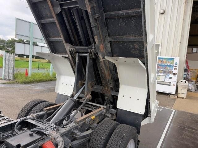 Hino DUTRO 2019-12 7606816-13