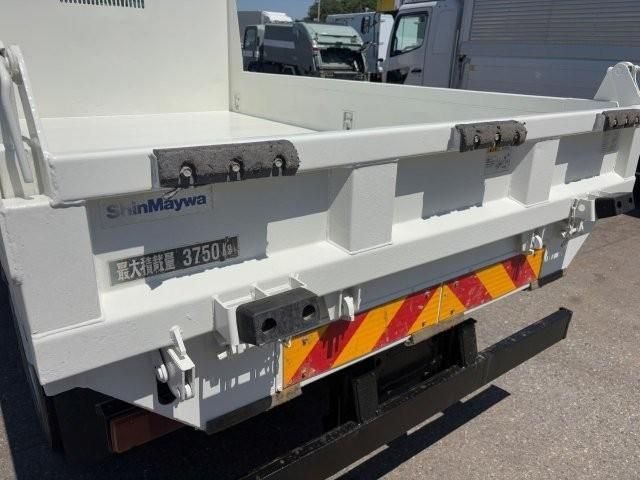 Hino DUTRO 2019-12 7606816-29