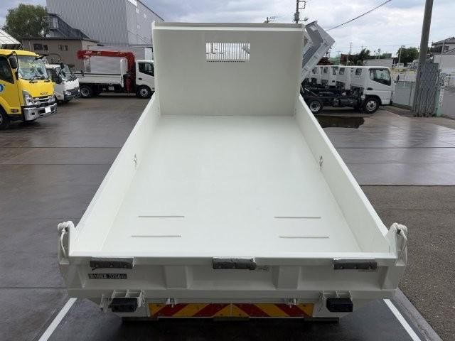 Hino DUTRO 2019-12 7606816-8