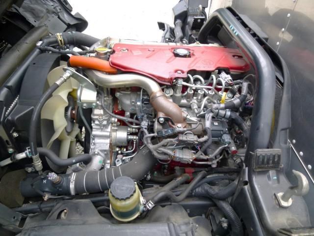 Hino DUTRO 2021-06 7606817-18