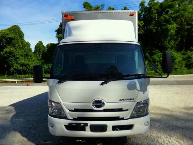 Hino DUTRO 2021-06 7606817-1