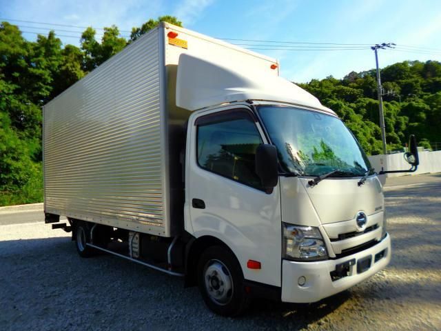 Hino DUTRO 2021-06 7606817-2