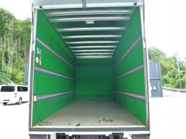 Hino DUTRO 2021-06 7606817-8