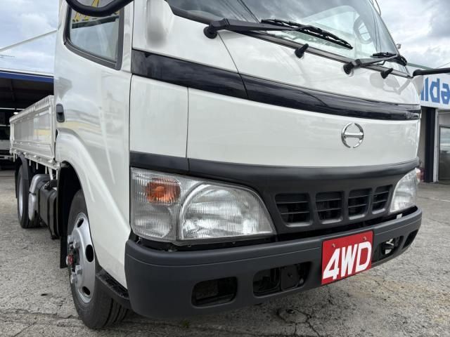 Hino DUTRO 2005-03 7606824-10