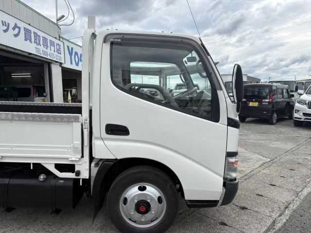 Hino DUTRO 2005-03 7606824-17