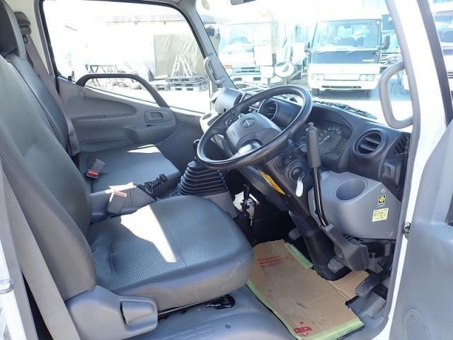 Hino DUTRO 2020-12 7606819-10