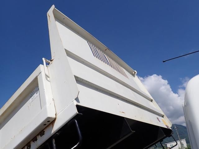 Hino DUTRO 2020-12 7606819-16
