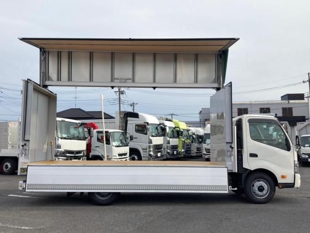 Hino DUTRO 2024-09 7606813-5