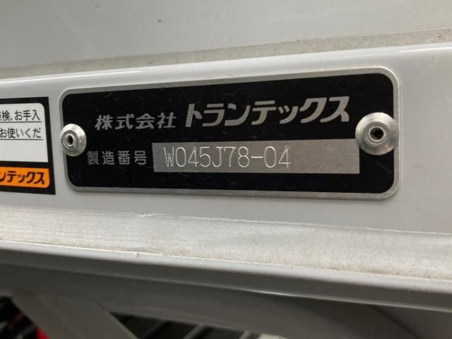 Hino DUTRO 2024-09 7606813-8
